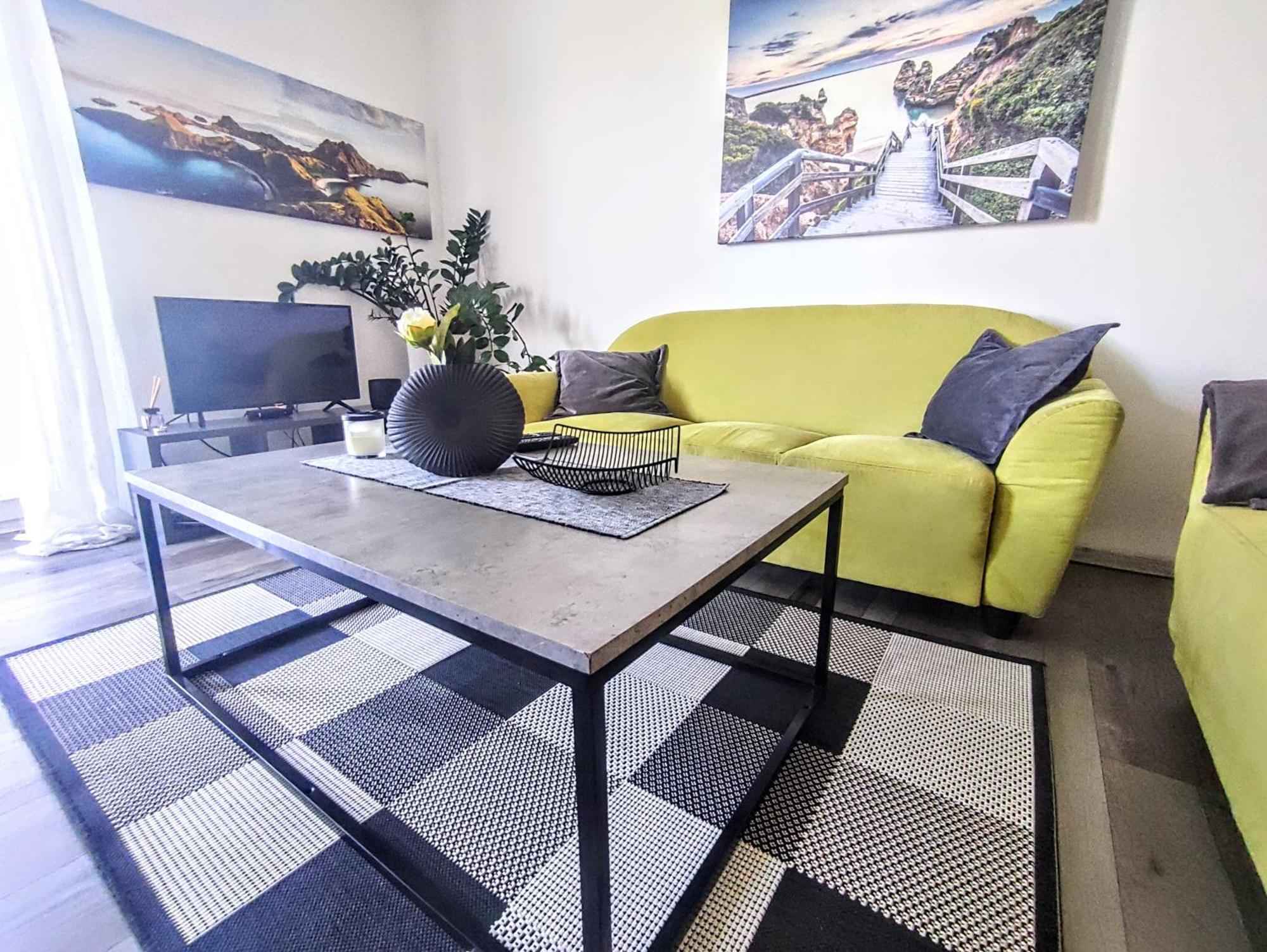 Comfort Apartment For 6 & Loggia & Free Parking Žilina Exteriör bild